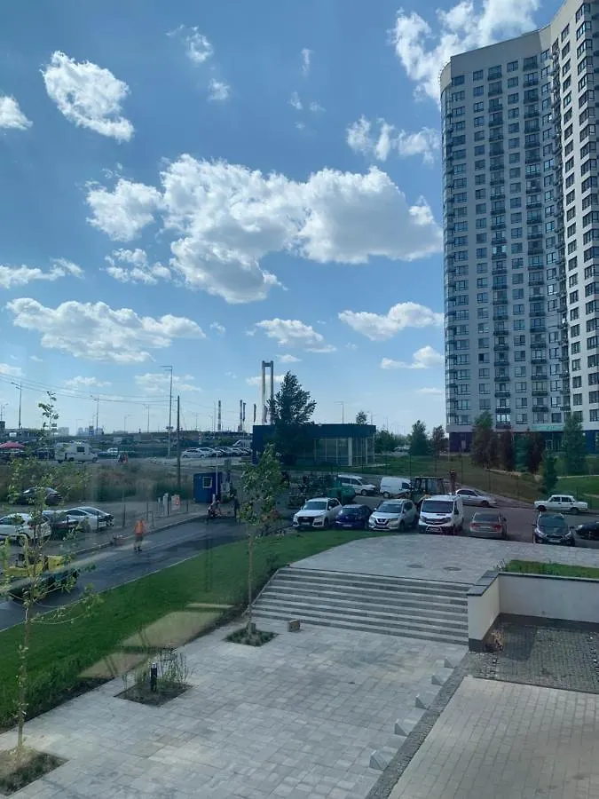 New 3 Rooms Apartment Near The Metro Station 키예프