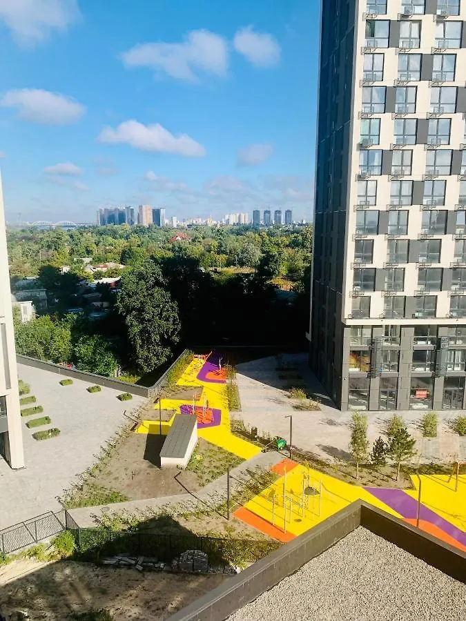 New 3 Rooms Apartment Near The Metro Station Kyiv 0*,