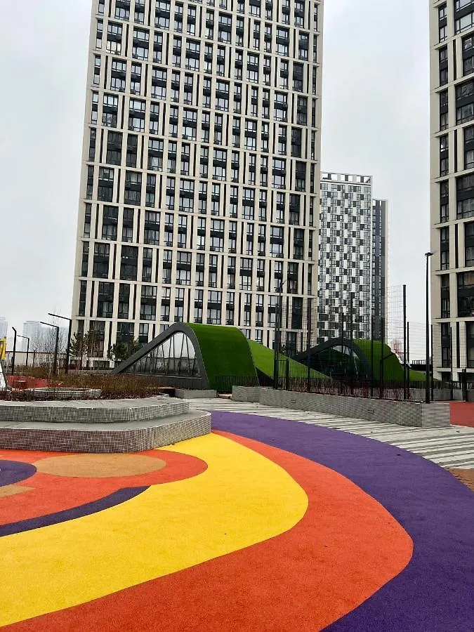 New 3 Rooms Apartment Near The Metro Station 키예프